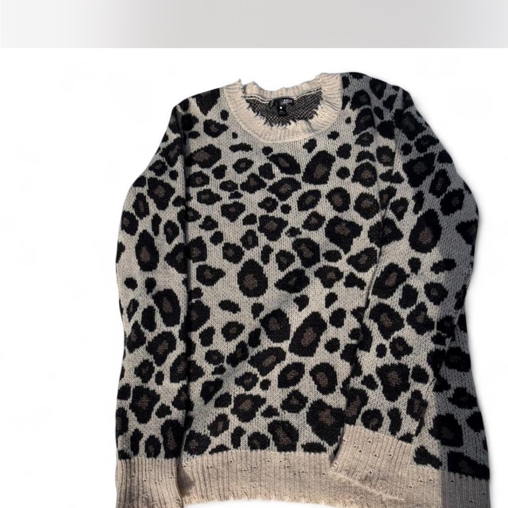 Aqua Leopard Print Crew Neck Sweater - Black and Cream